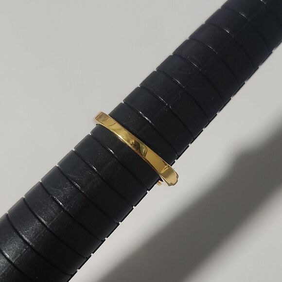 Gold Plated Ring Size 8 One Diamond On Each Side - Picture 4 of 4